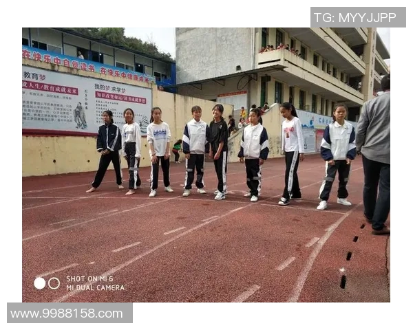 王秀英专访：从绿茵场到人生舞台的足球旅程回顾与展望