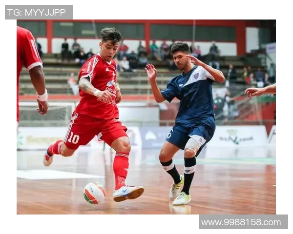 上海足球队盯防策略分析与比赛表现的得失总结